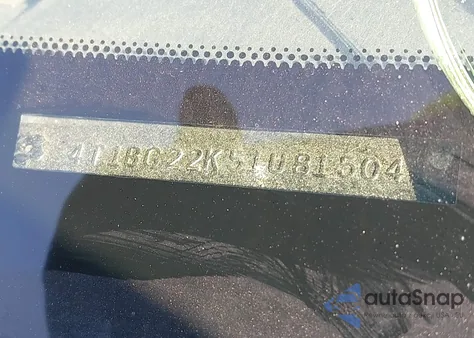 2001 Toyota Camry Le z USA, uszkodzony, nr VIN 4T1BG22K51U815041